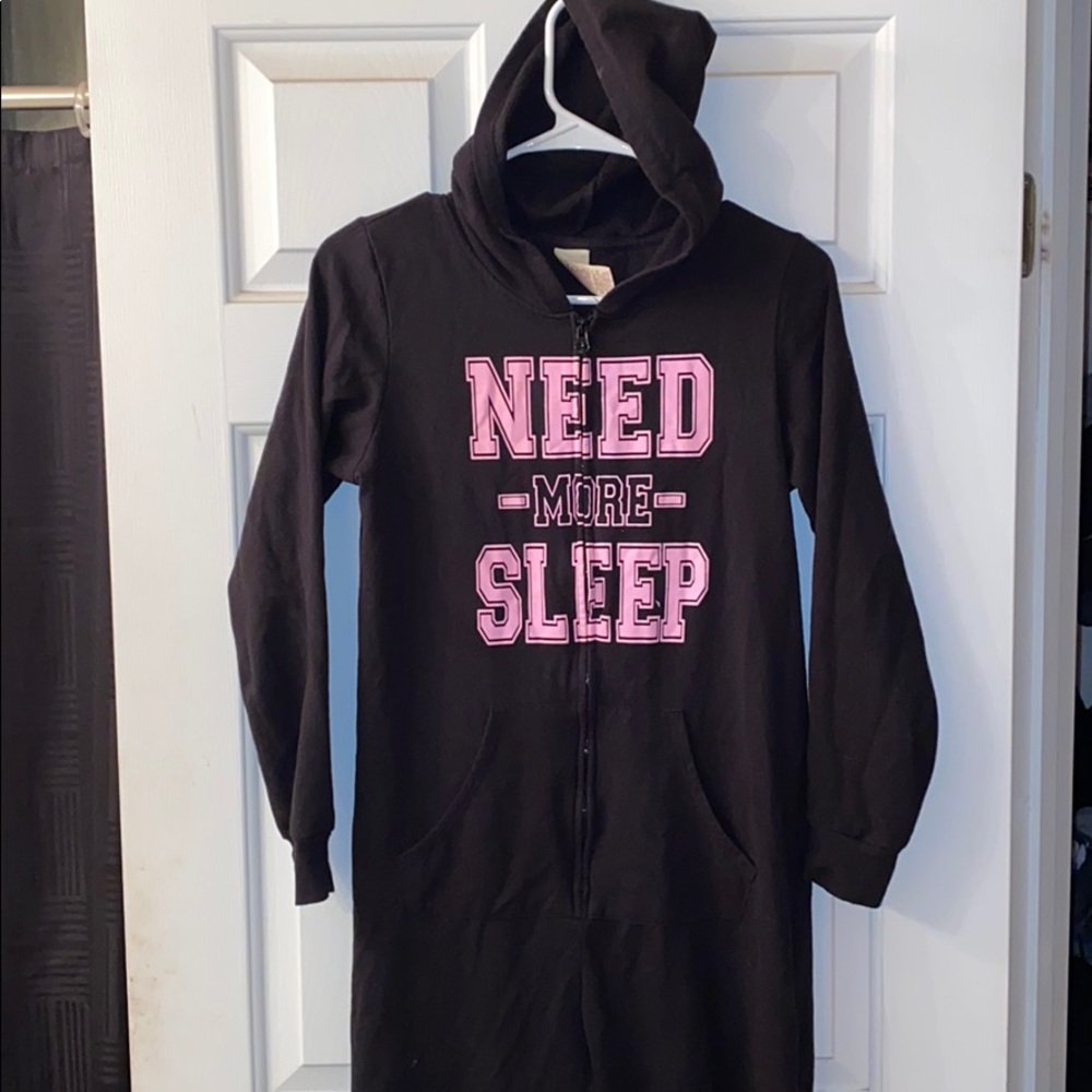 Hooded onsie